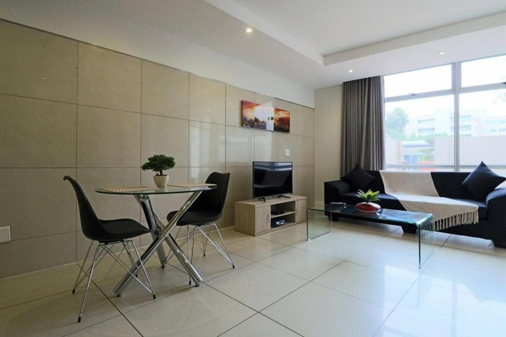 Upmarket Sandton Hydro Park Apartments Johannesburg Dış mekan fotoğraf