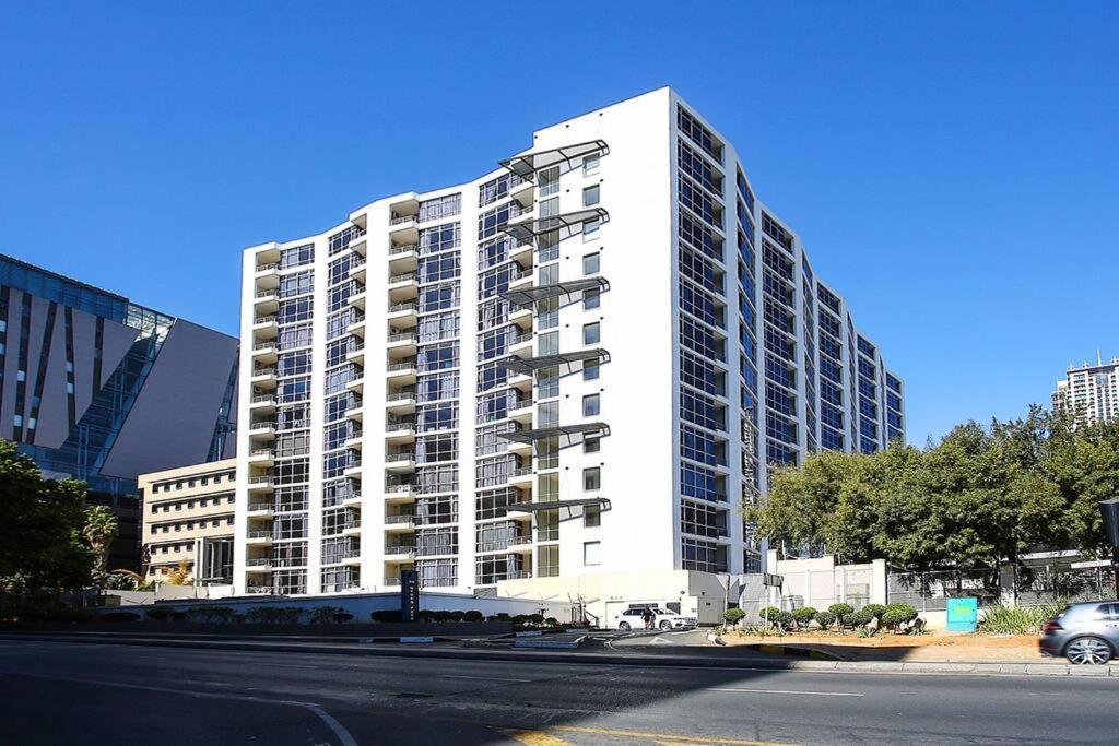 Upmarket Sandton Hydro Park Apartments Johannesburg Dış mekan fotoğraf